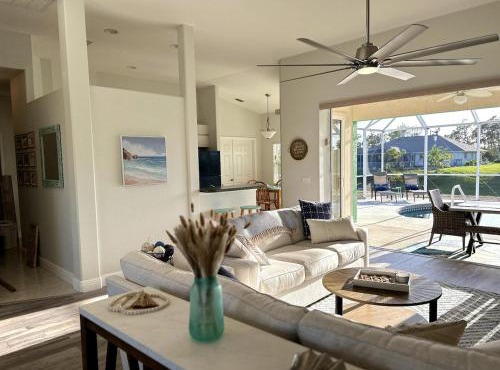Family Friendly 3BR with Sunset Views Heated Pool Canal Front near Beach