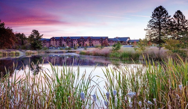 Family-Friendly 3BR Wyndham Glacier Canyon w/FREE Waterpark Access - Sleeps 10