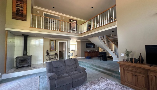 Family Friendly 4BR/3BA Estate on 8 Acres — Room to Gather, Dine, & Relax