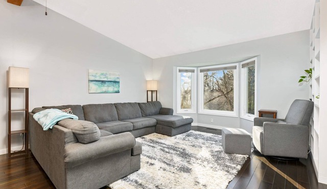 Family-Friendly 5-Bed Retreat