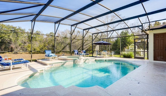Family-Friendly 5-BR Home w/Pool Near Disney