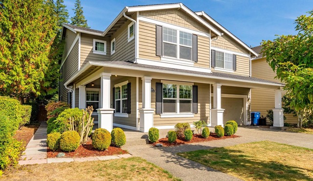 Family-Friendly 5BR Home in Redmond