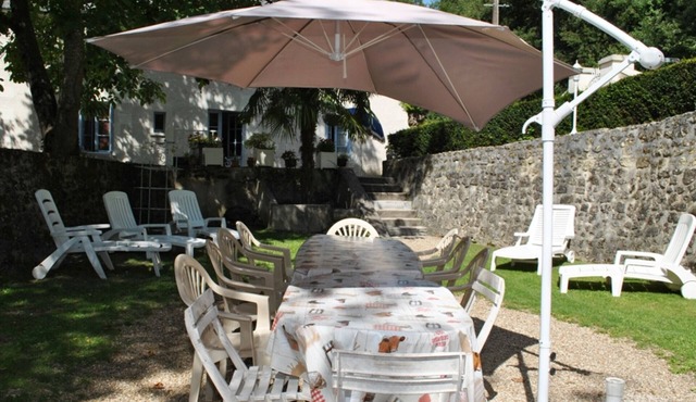 Family-friendly accommodation in historic mill with garden