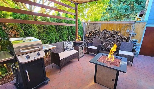 Family-friendly Adventure Awaits by Rec Center Pool & Gym! Patio with Firepits!