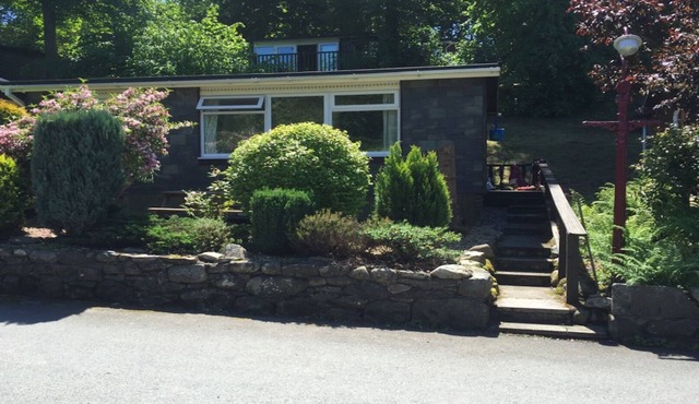 Family friendly and beautifully renovated chalet (sleeps 5)