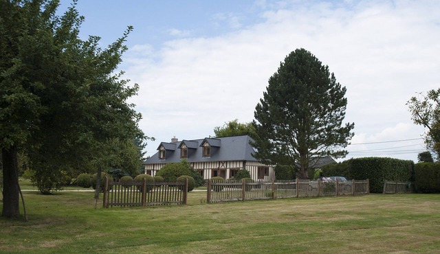 Family Friendly Barn Conversion In Gorgeous French Countryside, Close to Beaches