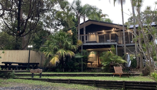 Family Friendly Beach House - close to the beach, bushwalks & the National park
