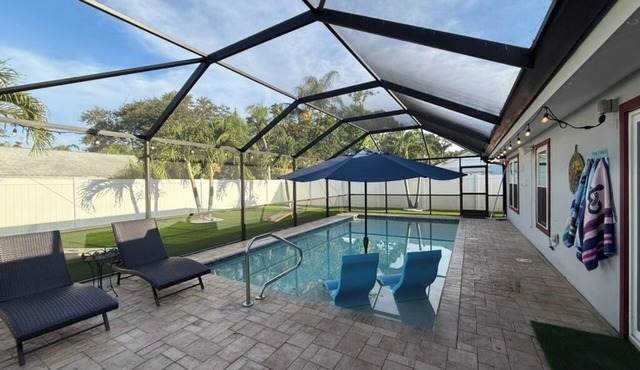 Family friendly. Beautiful pool! Close to beaches and golf!