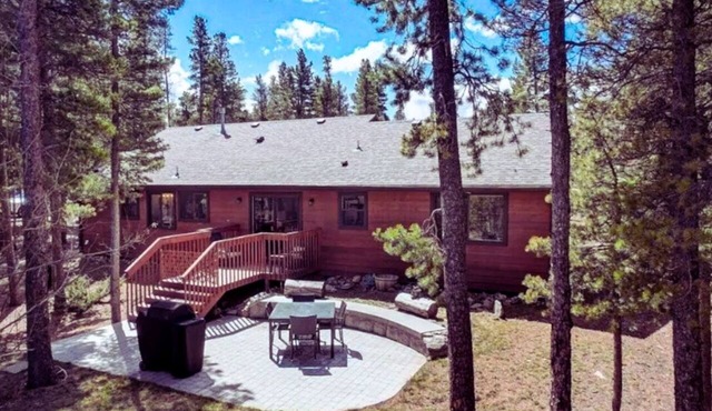 Family-Friendly | Bonfire | BBQ | Kayaks @PineTreeLodge