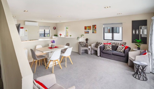 Family-Friendly CHCH Home | Peaceful & Spacious