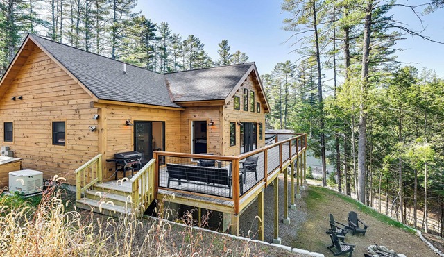 Family Friendly Cabin—Lake Views, Modern Luxe Escape by Gore Mtn, Adirondacks