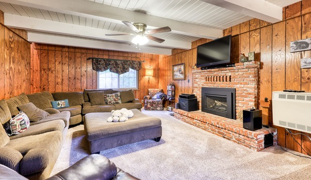 Family-friendly Cabin w/WiFi & Furnished Deck - Close to Town, Lake, & Skiing
