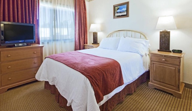 Family-Friendly Condo w/ Nearby Hiking, Skiing, Lake Activities & Scenic Views
