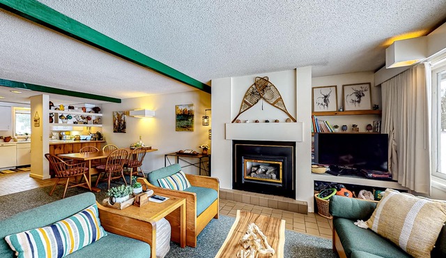 Family-Friendly Condo with Shared Pool/Hot Tub/Tennis, Patio, Fireplace, & WiFi