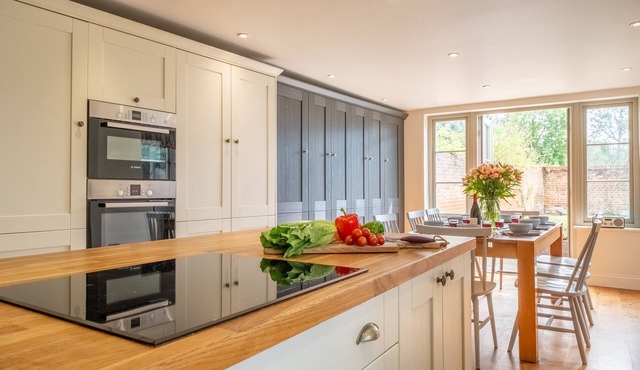 Family friendly cottage in famous picturesque village - Dedham's Old Post Office