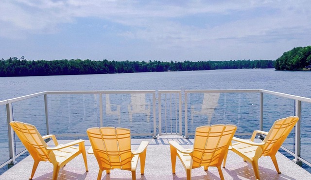 Family Friendly Cottage on Spectacular Kapikog Lake Muskoka