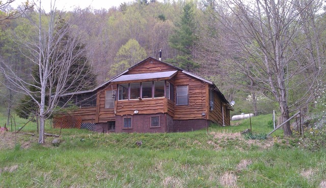 Family-Friendly, Cozy, Spacious Cabin Outside Of Hot Springs, NC - Road Open