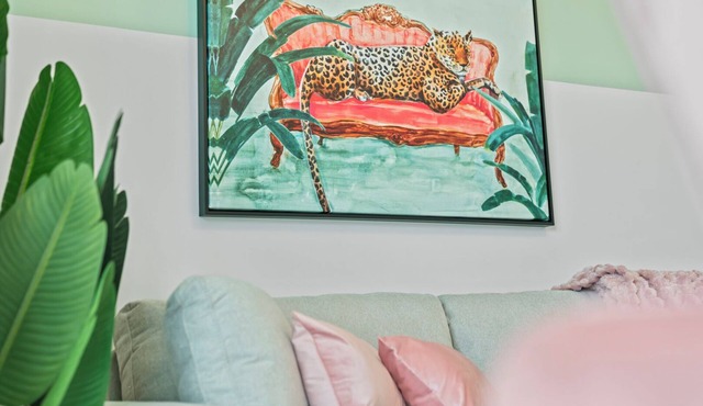 Family-Friendly | Downtown Hollywood | Private Pool | Near Beach | Luxury