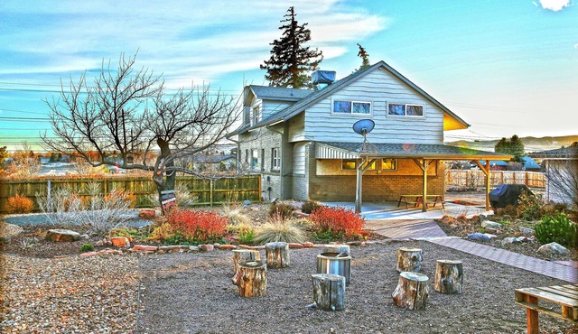 Family-Friendly Farmhouse in Arvada close to Denver, Golden, Red Rocks