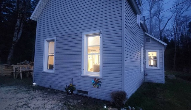 Family friendly Farmhouse close to year round activites