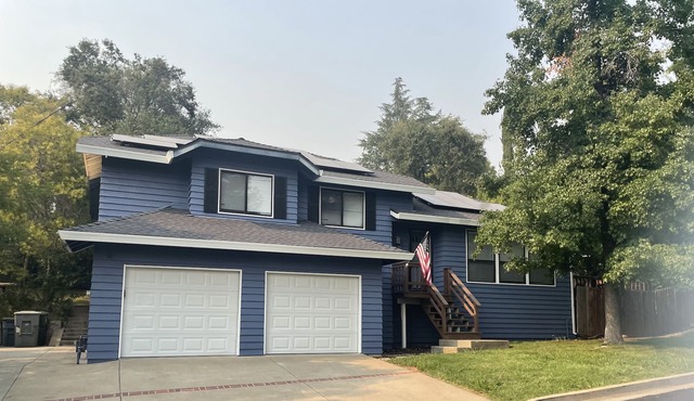 Family Friendly Flat for 8