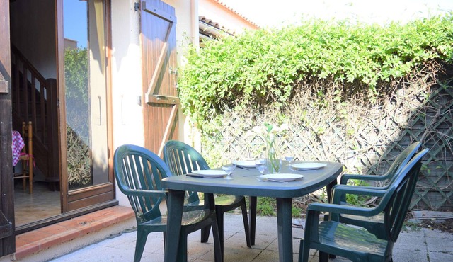 Family-Friendly 3-Room House with Mezzanine, 400m from Beach - Terrace, Dishwasher, and Washing Machine