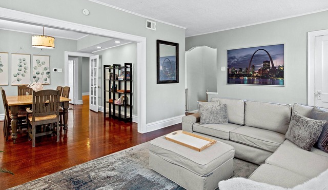 Family Friendly , Fully Renovated 3BR Luxury Home. Centrally located in St.Louis