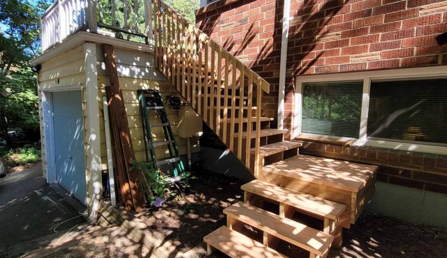 Family friendly furnished three-bedroom home in the Mapleleaf area of Seattle