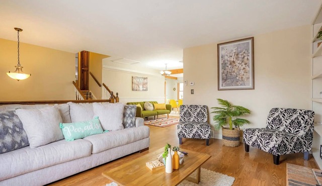 Family Friendly, Game Room, KING BED, Deck&Grill
