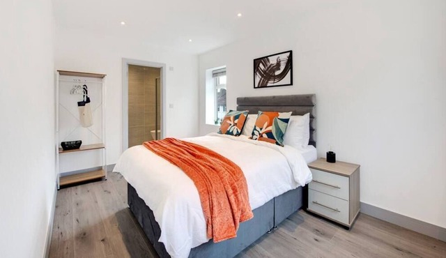 Family Friendly 3 BD Apartment