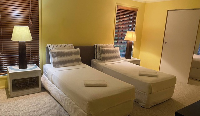 FAMILY Friendly get togethers make Special Memories - THEME PARKS, BEACH close.