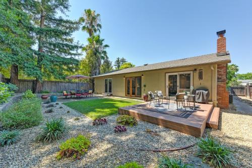 Family-Friendly Getaway Near Slide Hill Park home