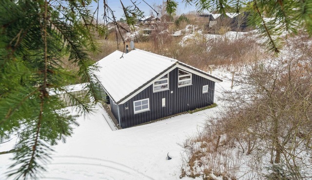 Family-friendly holiday home with spa and sauna