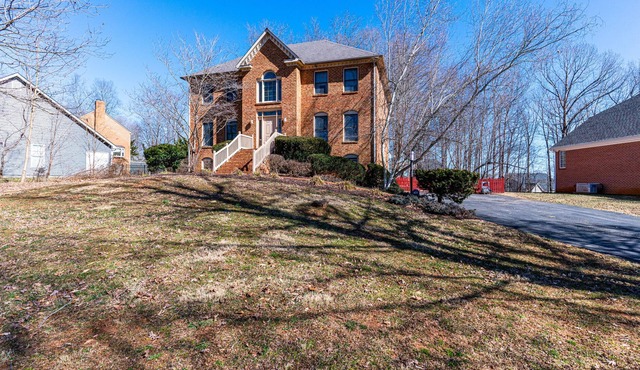 Family friendly home close to Liberty University