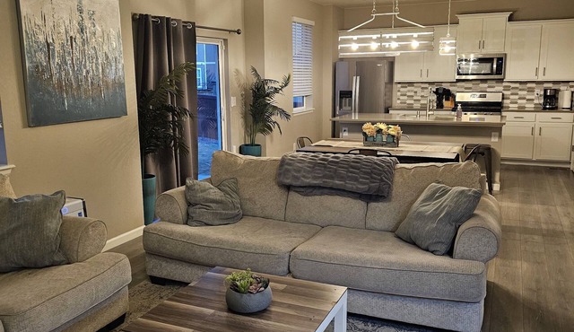 Family friendly home in wonderful neighborhood