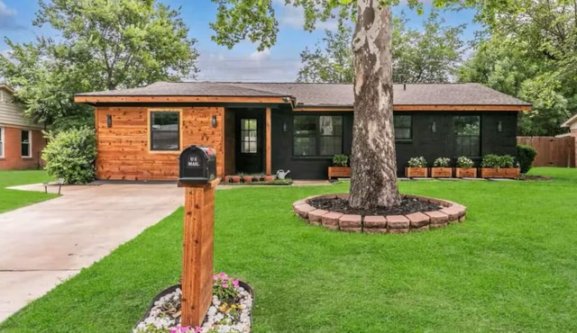 Family Friendly Home Big Backyard