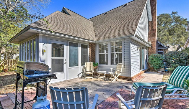 Family-Friendly Home Near Destin Beaches