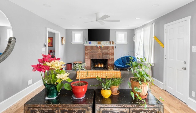 Family friendly home with fire pit, large yard, and parking