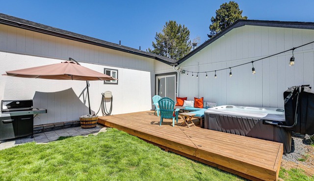 Family-Friendly Home w/Fire Pit in Bend!