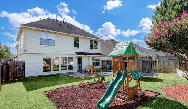 Family friendly home with king suite, and private office