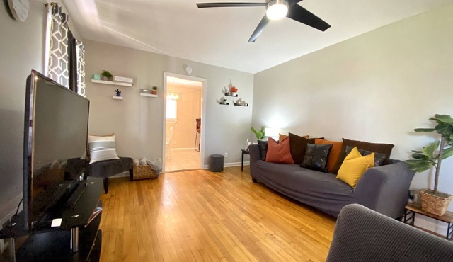 Family Friendly House- Close to Campus!