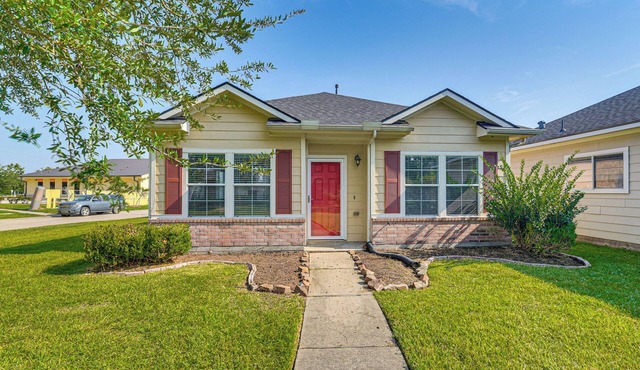 Family-Friendly Houston Home: Soccer Fans Welcome!