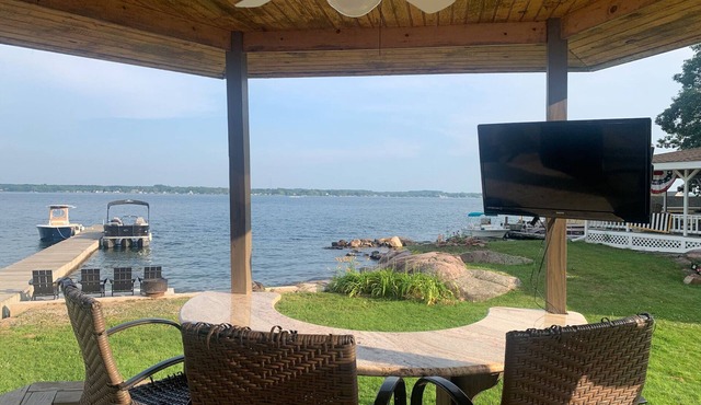 Family friendly Island with Channel view, and dreamy amenities!