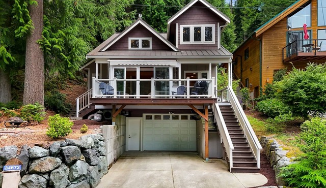 Family Friendly Lake Cavanaugh House perfect for year round fun and relaxation.