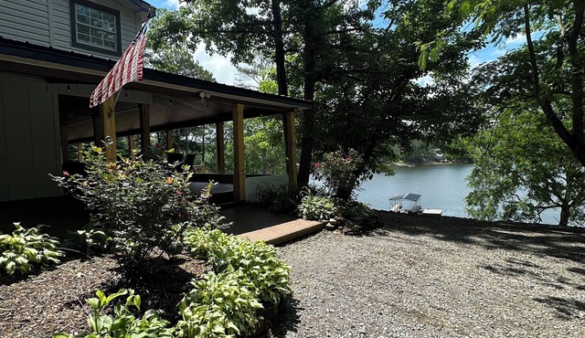Family Friendly Lake House