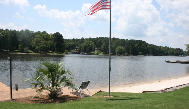 Family Friendly Lake Oconee House