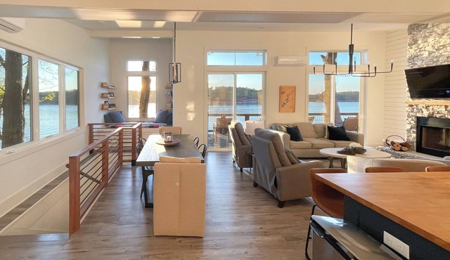 Family-Friendly Lakefront Gem w/Dock in Talladega