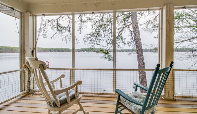 Family-Friendly Lakefront House with Three Kitchens, Private Dock - Dogs Welcome