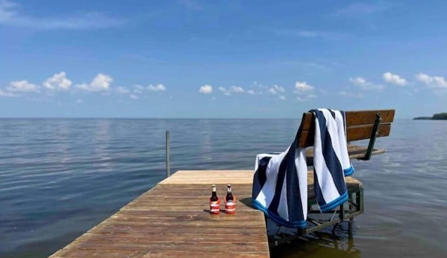 Family Friendly + Lakefront Getaway + Kayaks