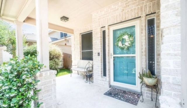 Family Friendly! Large Home by Seaworld & Lackland